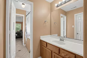 13502 Hammond Hills Ln, Houston, TX 77044 - Photo 27