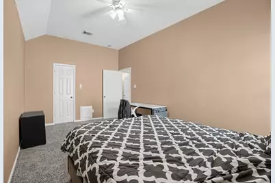 13502 Hammond Hills Lane, Houston, TX 77044 - Photo 25