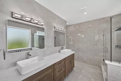 1424 W 23rd Street #B, Houston, TX 77008 - Photo 5