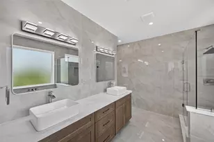 1424 W 23rd St, Houston, TX 77008 - Photo 5