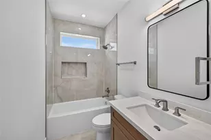 1424 W 23rd St, Houston, TX 77008 - Photo 13