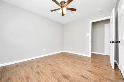 5743 Newquay Street, Houston, TX 77085 - Photo 25