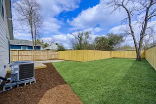 2710 Gano St, Houston, TX 77009 - Photo 35