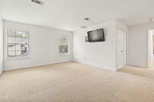 8 Greentwig Pl, The Woodlands, TX 77381 - Photo 23