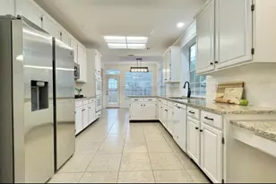 8 Greentwig Pl, The Woodlands, TX 77381 - Photo 15