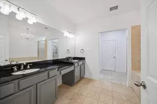 9026 Lakes at 610 Dr, Houston, TX 77054 - Photo 17