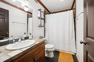 215 W Norma St, Houston, TX 77009 - Photo 19