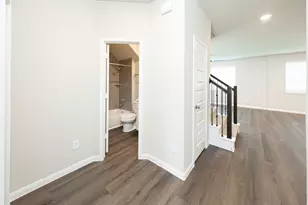 622 Pine View Cir, Montgomery, TX 77356 - Photo 3