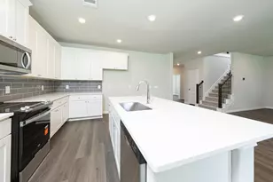 622 Pine View Cir, Montgomery, TX 77356 - Photo 9