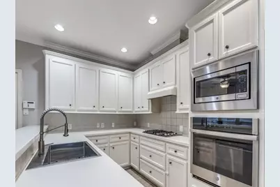 5413 Nolda Street, Houston, TX 77007 - Photo 9