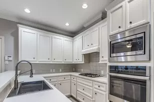 5413 Nolda St, Houston, TX 77007 - Photo 9