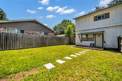 201-A W Mink Street, Willis, TX 77378 - Photo 5