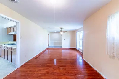 221 Maple Street, Highlands, TX 77562 - Photo 25