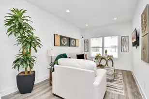 2008 Laverne Holw Ln, Houston, TX 77080 - Photo 9