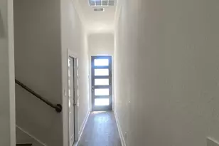 4539 Rosemont St, Houston, TX 77051 - Photo 9