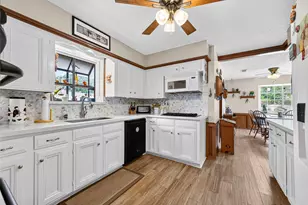 4127 Manorfield Dr, Seabrook, TX 77586 - Photo 15
