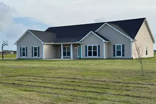723 Sandy Corner Rd, El Campo, TX 77437 - Photo 1
