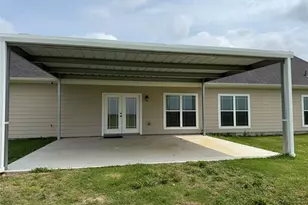 723 Sandy Corner Rd, El Campo, TX 77437 - Photo 3