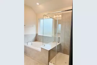 531 Woodley Way, Richmond, TX 77406 - Photo 9