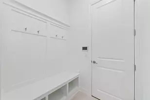 2925 Gleason Ter Ln, Galveston, TX 77568 - Photo 5