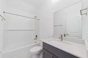 2925 Gleason Ter Ln, Galveston, TX 77568 - Photo 25