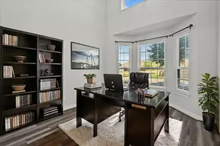 13814 Russell Ct, Mont Belvieu, TX 77523 - Photo 7