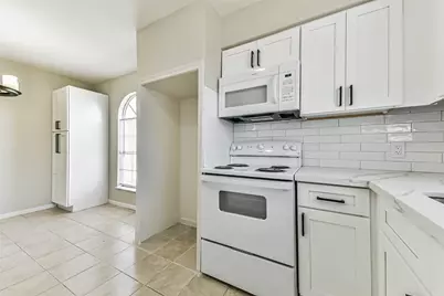 521 29th Avenue N, Texas City, TX 77590 - Photo 9