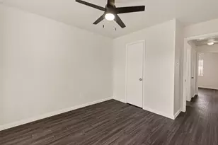 10918 Gulf Bridge Ct, Houston, TX 77075 - Photo 21