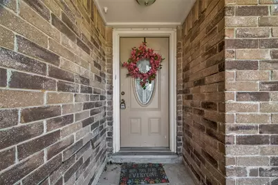 10918 Gulf Bridge Court, Houston, TX 77075 - Photo 5