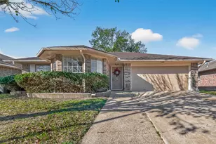 10918 Gulf Bridge Ct, Houston, TX 77075 - Photo 1