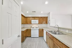 1103 Williams St, Cleveland, TX 77327 - Photo 13