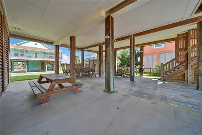 2019 Vista Drive, Crystal Beach, TX 77650 - Photo 27