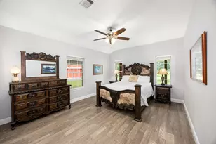 15050 Lake Paula Dr, Willis, TX 77318 - Photo 17