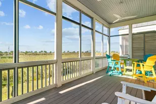 2614 E Seaside Dr, Galveston, TX 77550 - Photo 25