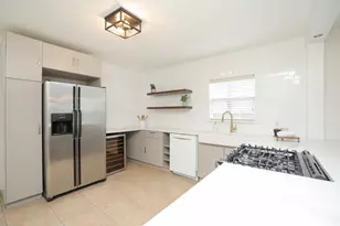 905 Kern St, Houston, TX 77009 - Photo 7