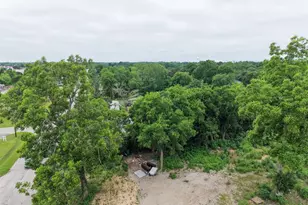 305 N Thomason St, Willis, TX 77378 - Photo 1
