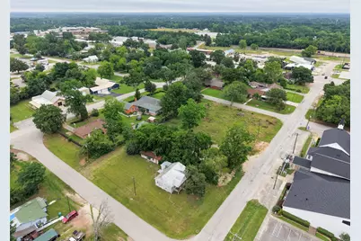 305 N Thomason Street, Willis, TX 77378 - Photo 25