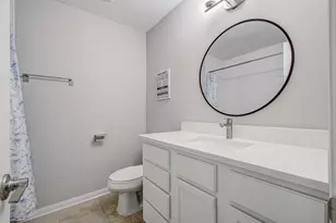 8530 Rowan Ln, Houston, TX 77036 - Photo 25