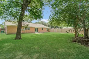 8530 Rowan Ln, Houston, TX 77036 - Photo 35