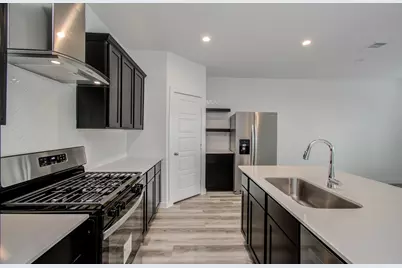 12318 Churchill Downs Drive, Houston, TX 77047 - Photo 5
