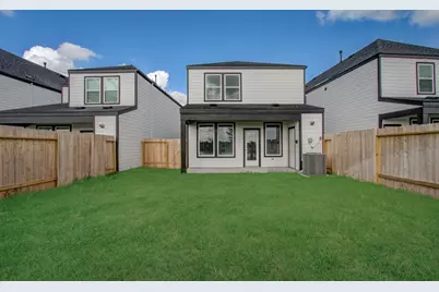 12318 Churchill Downs Drive, Houston, TX 77047 - Photo 33