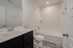 12318 Churchill downs Dr, Houston, TX 77047 - Photo 19