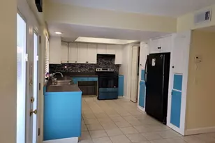 10813 Sandpiper Dr, Houston, TX 77096 - Photo 11