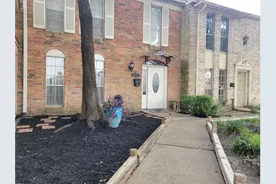 10813 Sandpiper Drive, Houston, TX 77096 - Photo 1