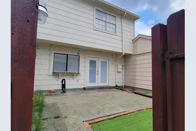 10813 Sandpiper Drive, Houston, TX 77096 - Photo 19