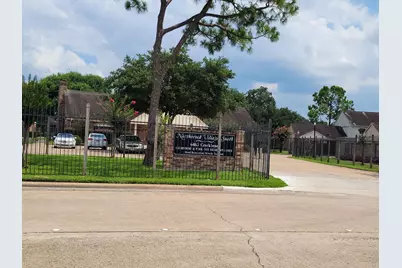 10813 Sandpiper Drive, Houston, TX 77096 - Photo 25