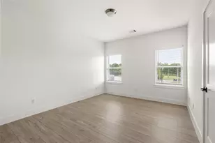 107 Tolima Dove St, Houston, TX 77018 - Photo 21