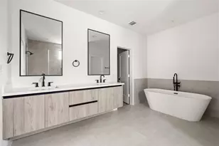 107 Tolima Dove St, Houston, TX 77018 - Photo 19