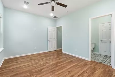 819 Junction Avenue #A, Cleveland, TX 77328 - Photo 13