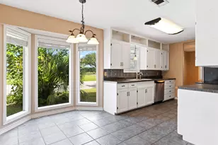 3800 Holly Glen Dr, Bay City, TX 77414 - Photo 7